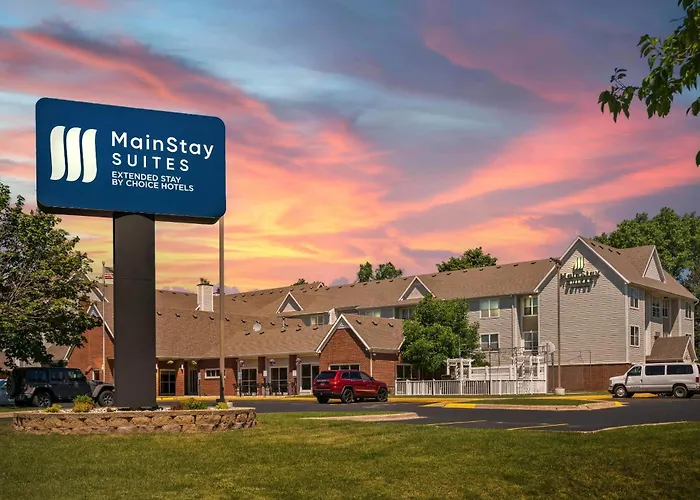 Mainstay Suites Appleton Airport - Fox River Mall Area
